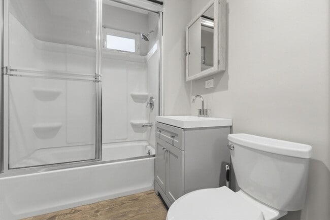 Building Photo - 20 Bennett St