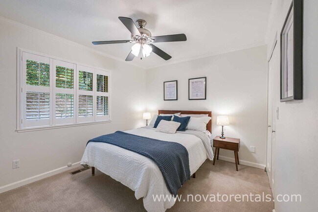 Building Photo - 44 Trish Dr