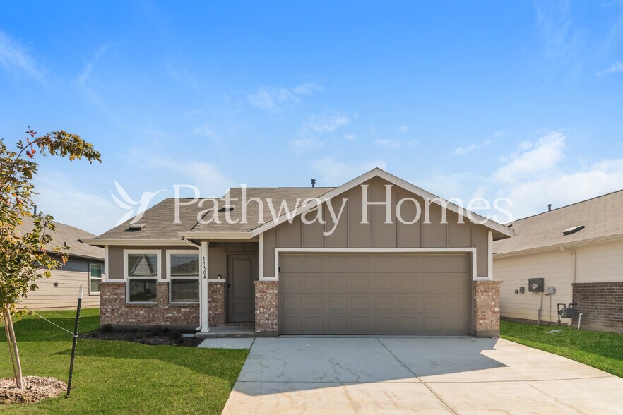 Building Photo - 11304 Rodeo Dr