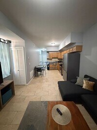 Building Photo - 142 Ripley Pl