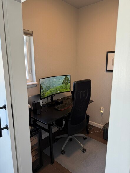 Office or Pantry - 1746 Creek Edge Vw