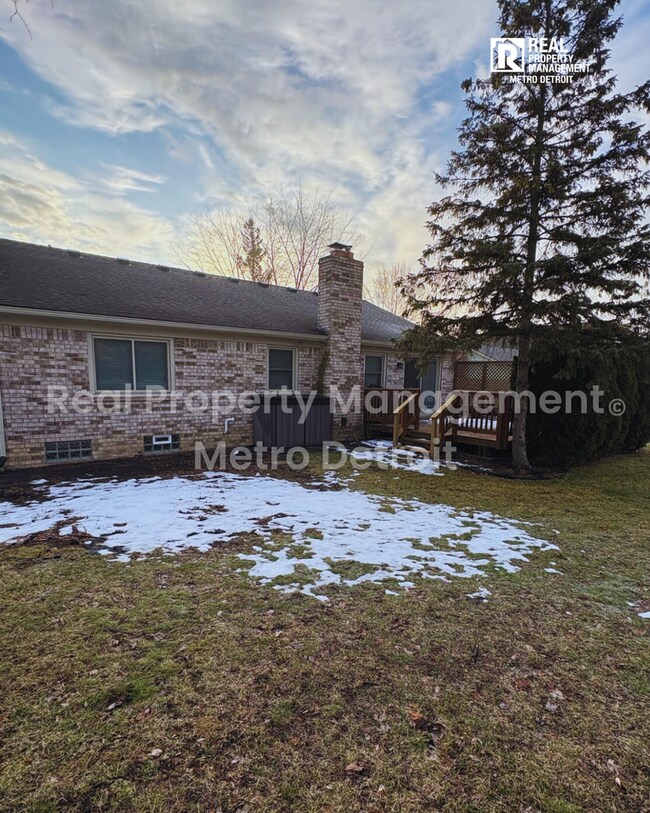 Building Photo - SPRING INTO YOUR NEW HOME