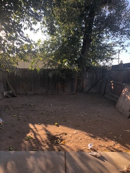 Building Photo - 520 Woodrow Ave