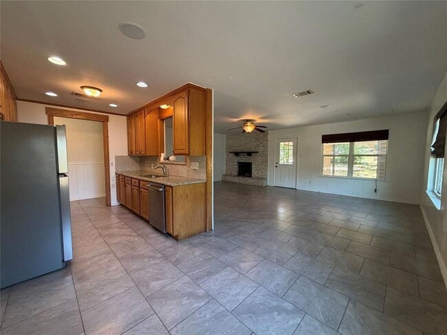 Building Photo - 801 Brushy Creek Dr