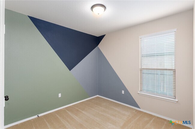 Building Photo - 1605 Henbit Ln