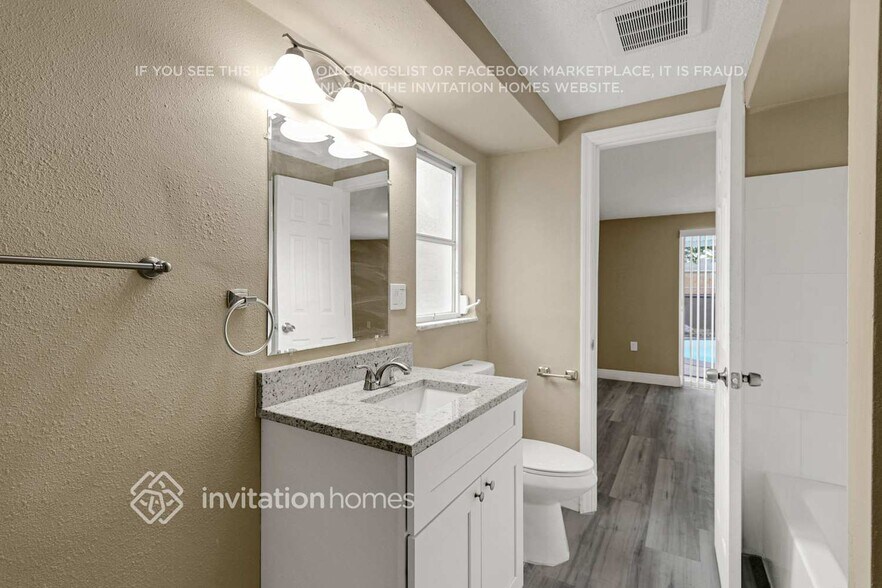 Building Photo - 3110 Pinon Dr