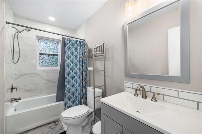 Building Photo - 4317 Brookside Dr