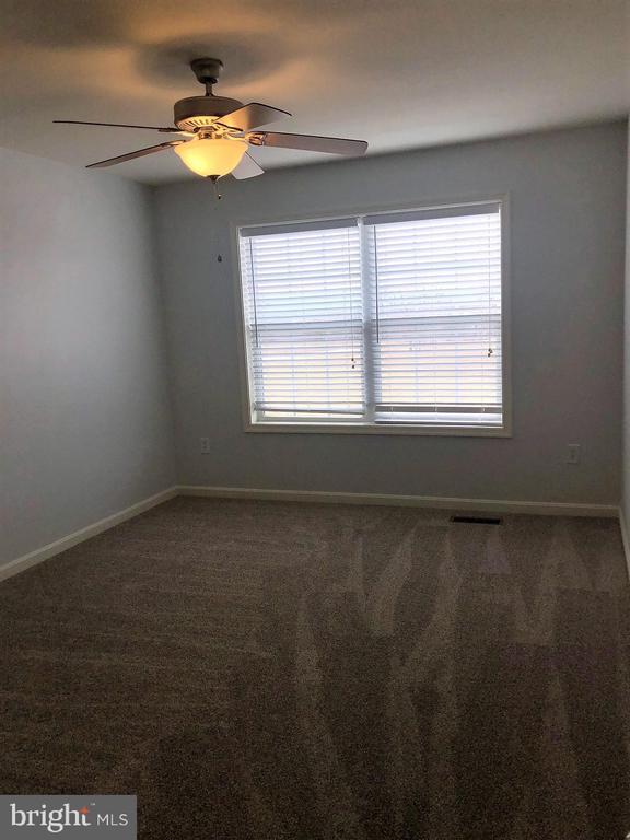 Building Photo - 149 Battalion Ln