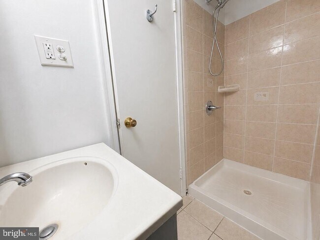 Building Photo - 14761 Ealing Ct