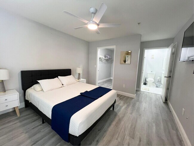 Building Photo - 7250 Westpointe Blvd