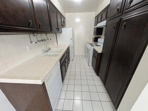 Building Photo - 12235 Pacific Ave