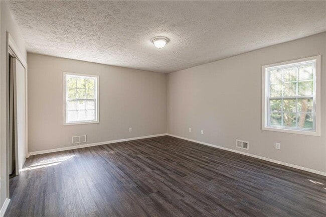 Building Photo - 1798 Dogwood Ct SW