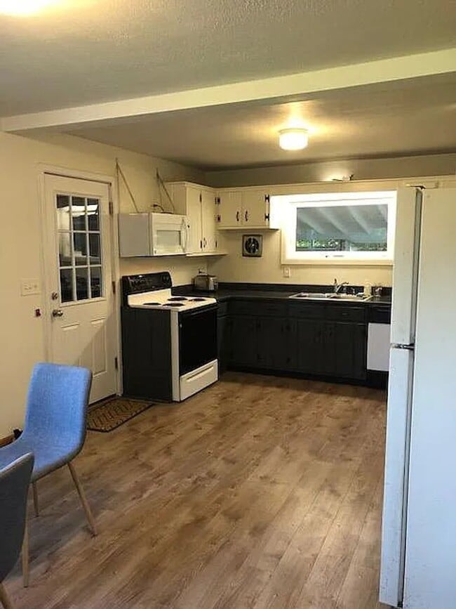 Building Photo - 3 Bedroom Apartment in Burlington VT Avail...