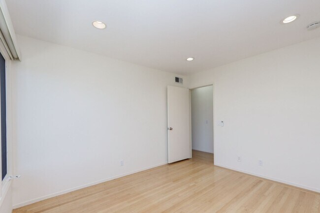 Building Photo - 4BR/3BA Diamond Heights View Home with EV Charger, Wine Cellar & 2-Car Garage | YouTube Tour