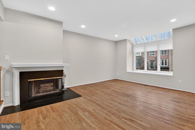 Building Photo - 10949 Whiterim Dr