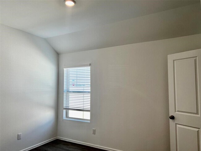 Building Photo - 5304 Winding Strm Dr