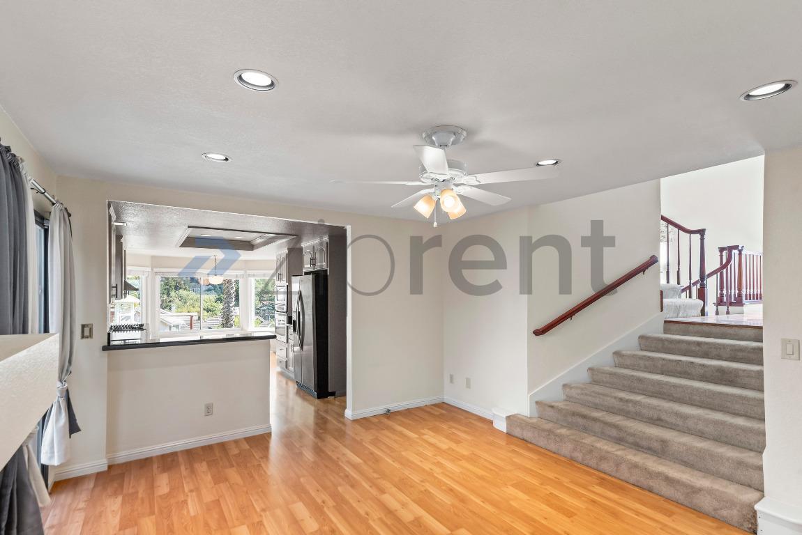 Building Photo - 2030 Laurel Canyon Ct