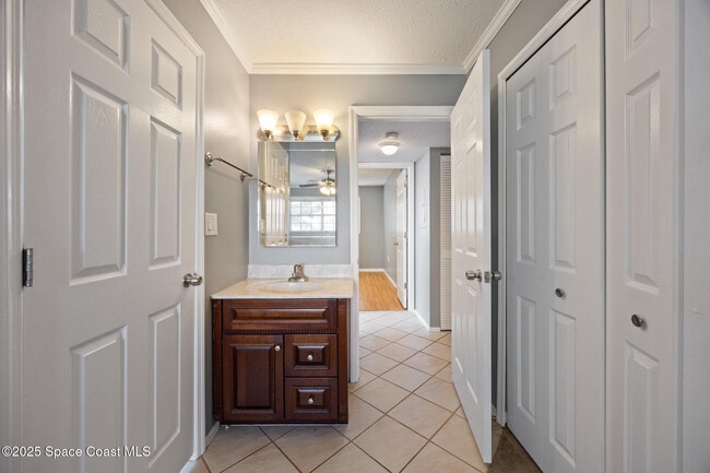 Building Photo - 3135 Shady Dell Ln