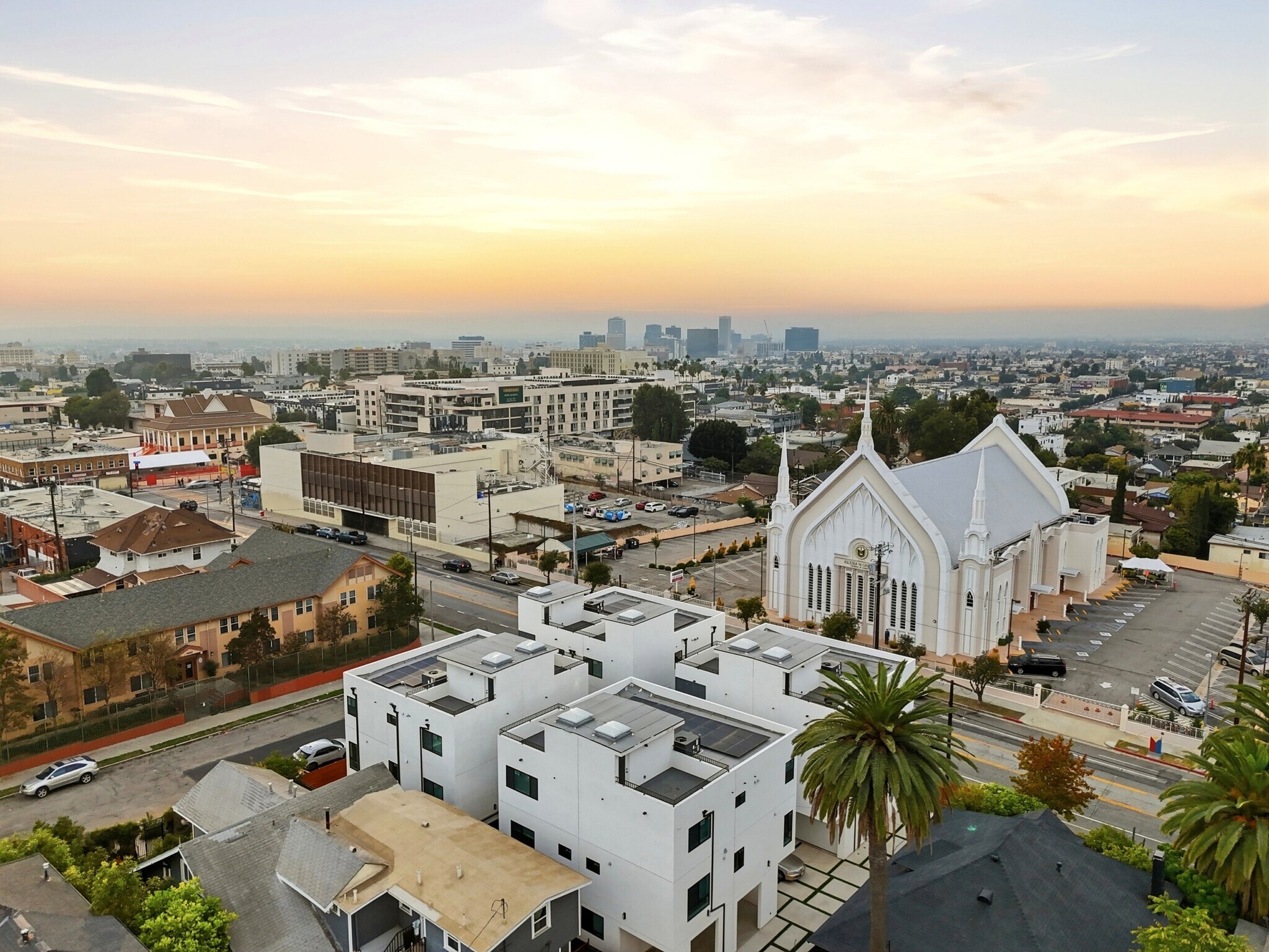 Building Photo - 204 N Union Ave