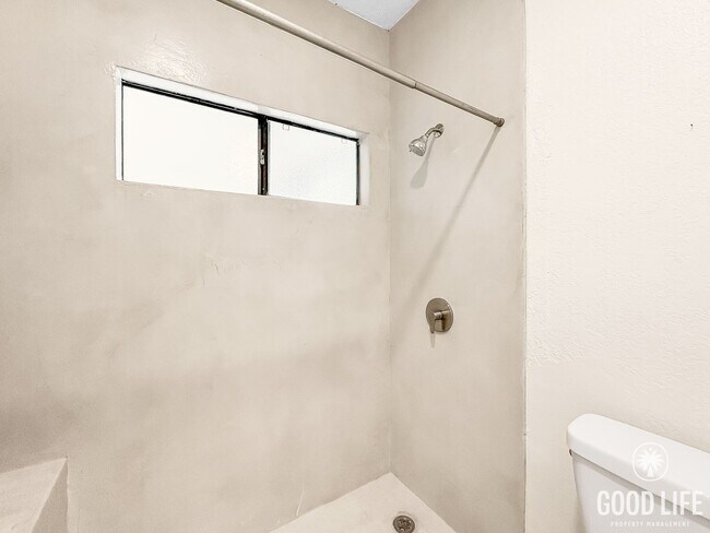 Building Photo - Charming Condo in Desirable Lupine Hills