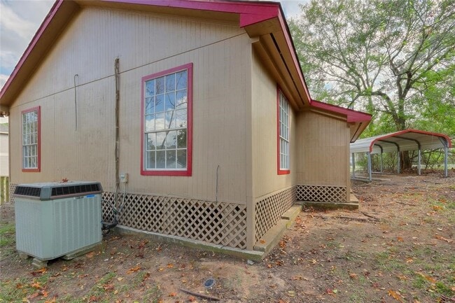 Building Photo - 1102 Yellowstone River Rd