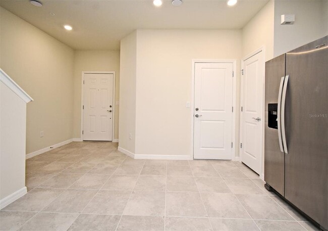 Building Photo - 3159 Emerald Acrs Ln