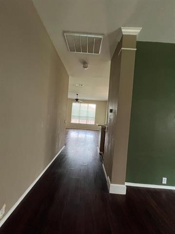 Building Photo - 1041 Wagon Trail Dr
