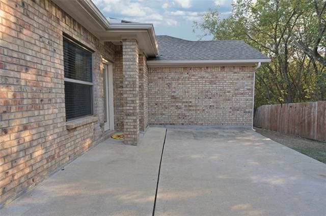 Building Photo - 808 Bahar Ct