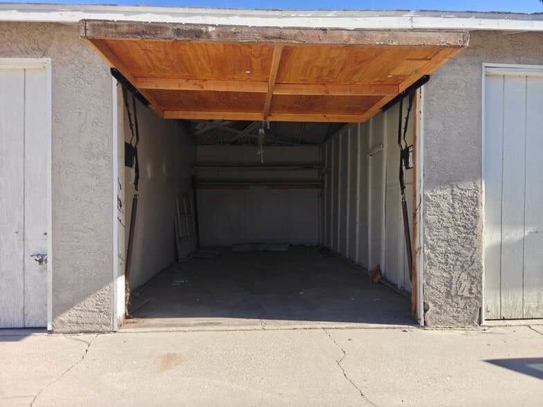 Building Photo - 1303 Turrill Ave