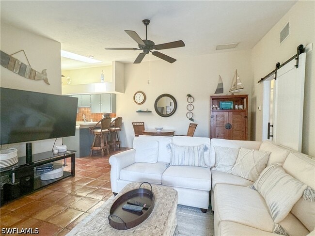 Building Photo - 1042 Oak Forest Dr