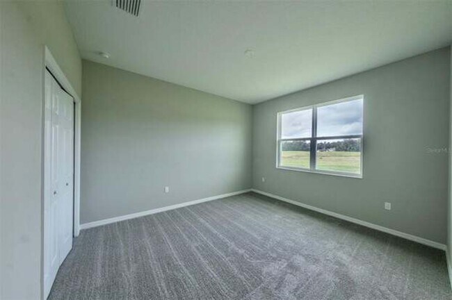 Building Photo - Executive 4/3 Rental