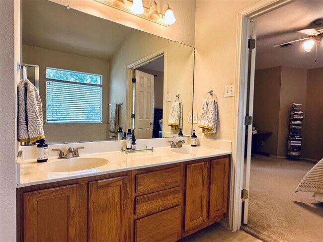 Building Photo - 8300 Alvin High Ln