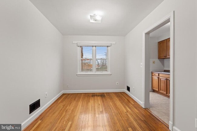 Building Photo - 340 Wesmond Dr