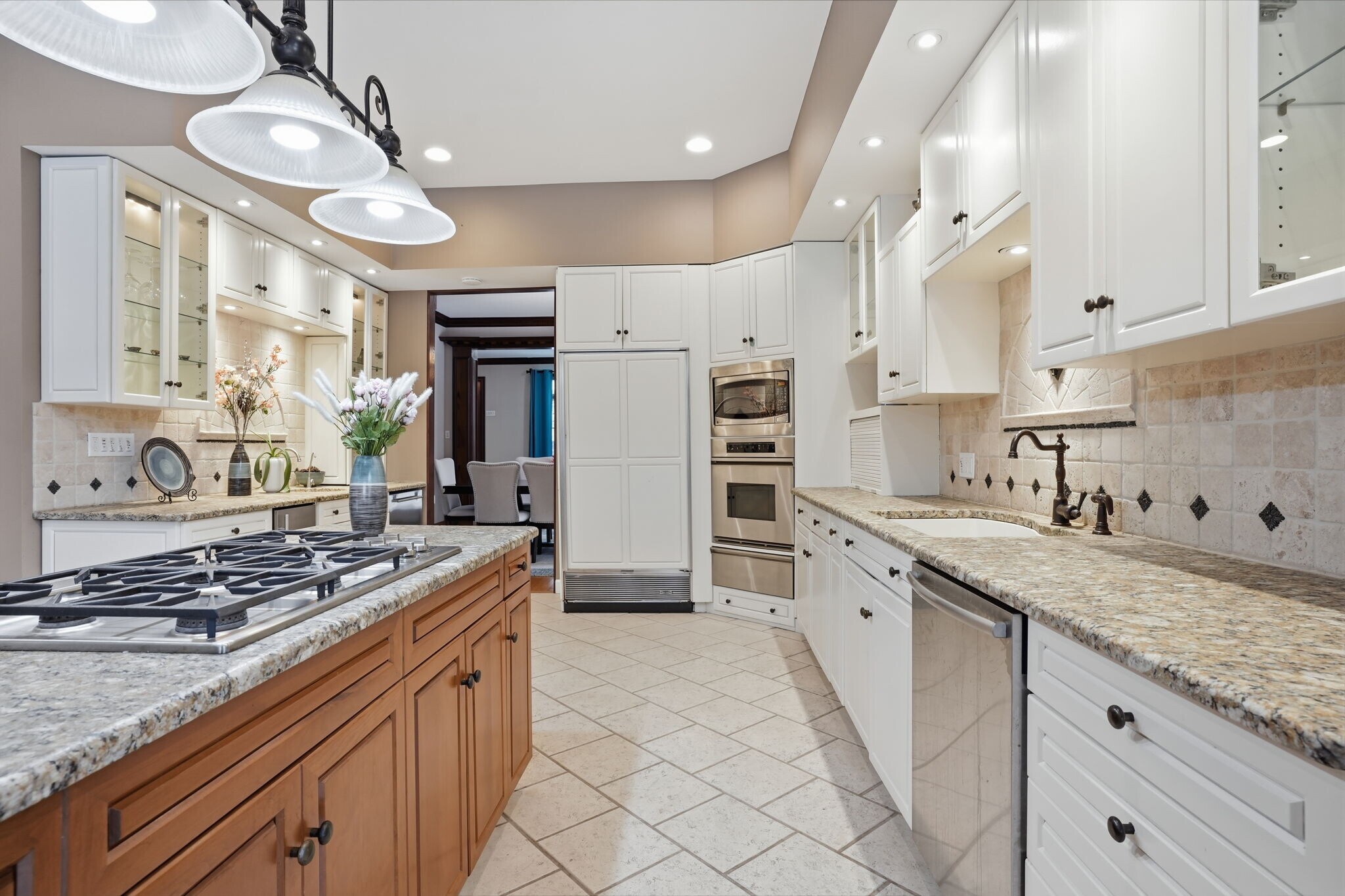 Building Photo - 244 Mathers Rd