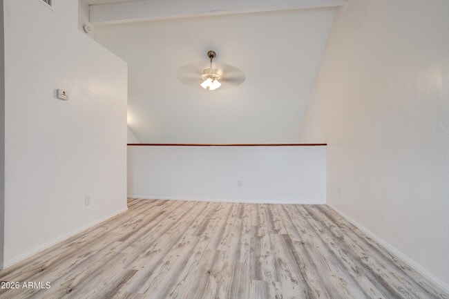 Building Photo - 2215 W Augusta Ave