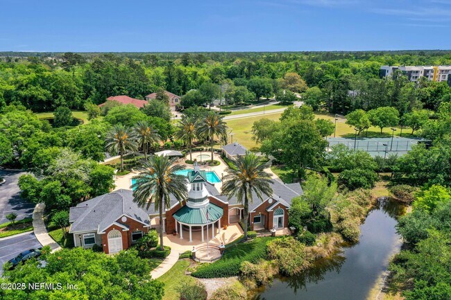 Building Photo - 8000 Hampton Park Blvd E