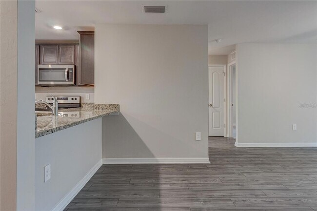 Building Photo - 4127 Snowdrop St