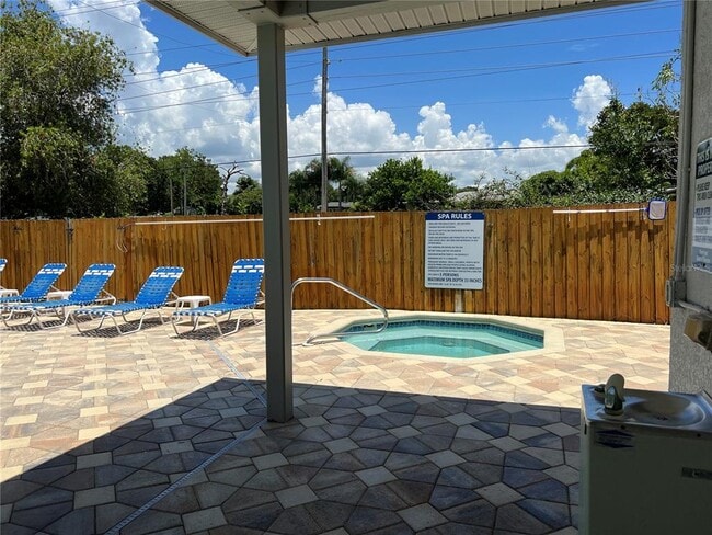 Building Photo - 2532 Stony Brook Ln