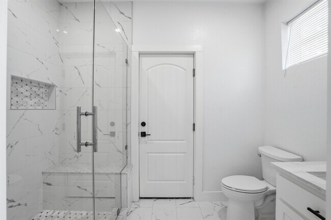 Building Photo - 3411 Nance St