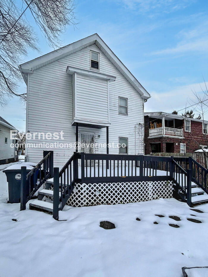 Building Photo - 12110 Lenacrave Ave