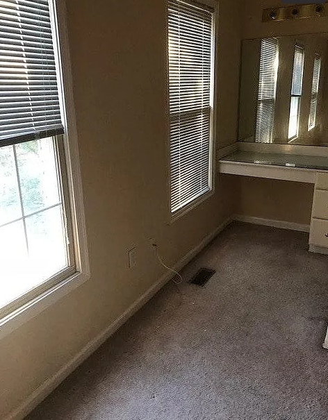 Building Photo - 430 Woodhill Dr