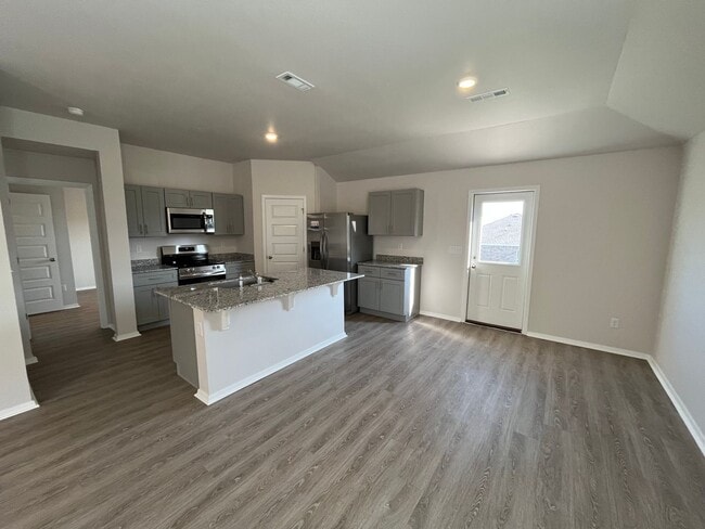 Building Photo - Pre-Leasing Now! Discover Modern Living in This 4-Bedroom, 2-Bath Home at Cottages at Clear Creek
