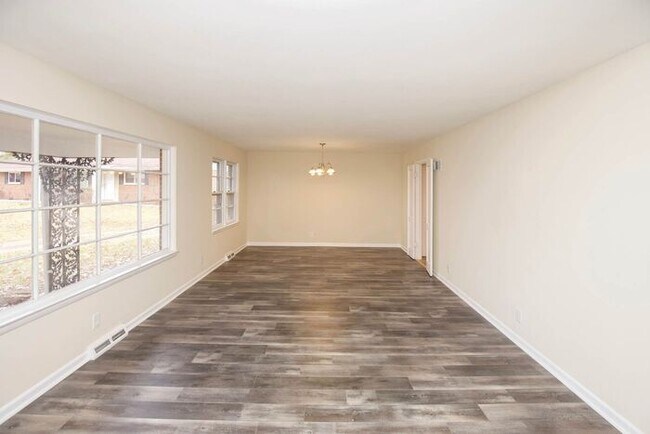 Building Photo - 7 Nordell Ct., Black Jack, MO 63033