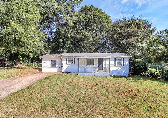 Building Photo - 4023 Brown Dr