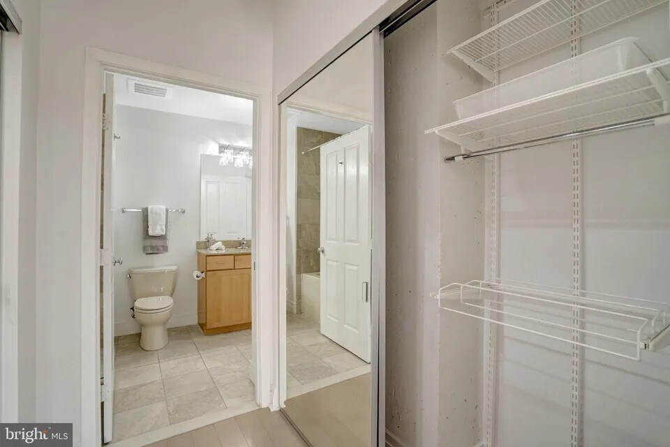 Closet and bathroom hallways - 1201 N Garfield St