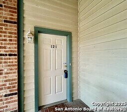Building Photo - 4839 Brandeis St