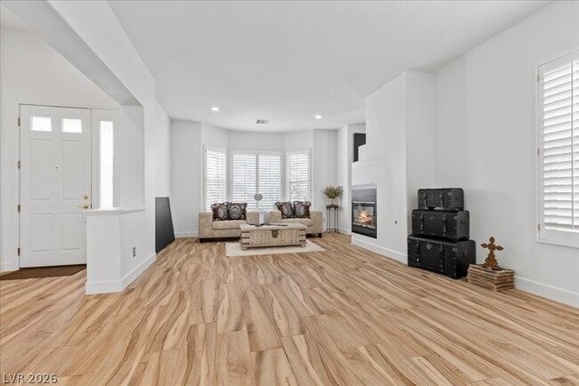 Building Photo - 2204 Trident Maple St