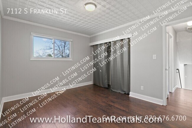 Building Photo - 7112 S Franklin St