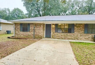Building Photo - Affordable 2-Bedroom Duplex in Milton