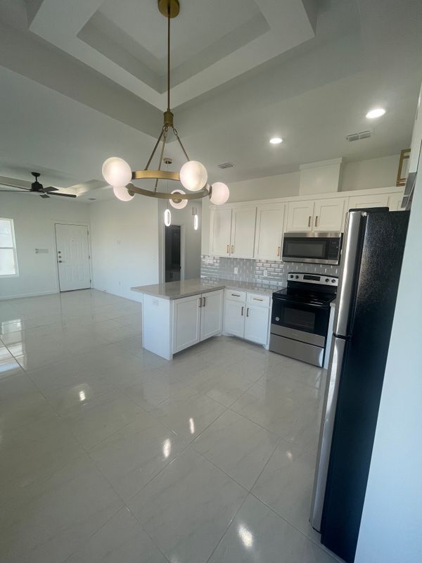 Building Photo - 1024 N Woodson Ave